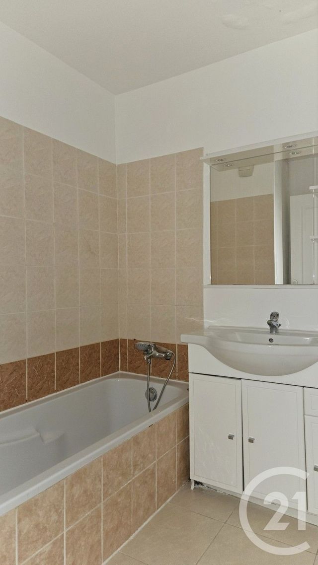 Afficher la photo en grand Appartement F3 à vendre - 3 pièces - 62.0 m2 - NICE - 06 - PROVENCE-ALPES-COTE-D-AZUR - Century 21 Etoile Immobilier