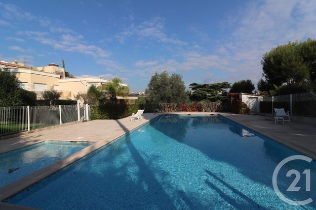 Appartement F3 à vendre - 3 pièces - 63.0 m2 - NICE - 06 - PROVENCE-ALPES-COTE-D-AZUR - Century 21 Etoile Immobilier Appartement F3 à vendre - 3 pièces - 63.0 m2 - NICE - 06 - PROVENCE-ALPES-COTE-D-AZUR - Century 21 Etoile Immobilier