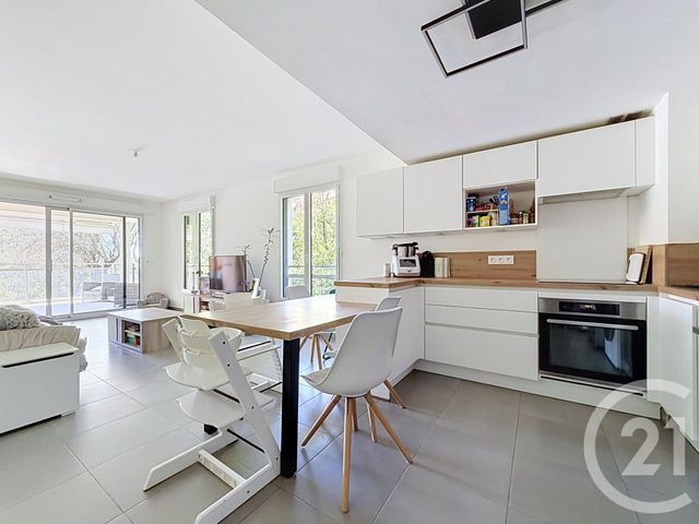 Appartement F4 à vendre - 4 pièces - 73.61 m2 - NICE - 06 - PROVENCE-ALPES-COTE-D-AZUR - Century 21 Etoile Immobilier
