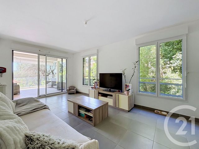 Appartement F4 à vendre - 4 pièces - 73.61 m2 - NICE - 06 - PROVENCE-ALPES-COTE-D-AZUR - Century 21 Etoile Immobilier