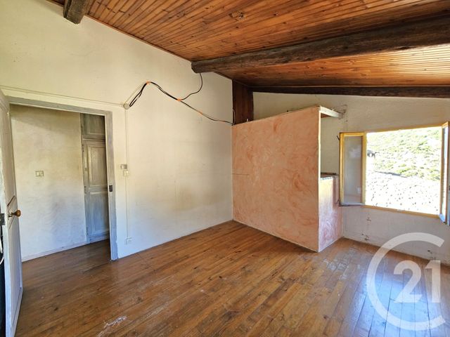 Afficher la photo en grand Appartement F3 à vendre - 3 pièces - 51.0 m2 - UTELLE - 06 - PROVENCE-ALPES-COTE-D-AZUR - Century 21 Etoile Immobilier