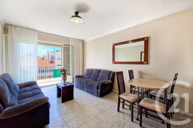 Afficher la photo en grand Appartement F4 à vendre - 4 pièces - 83.55 m2 - NICE - 06 - PROVENCE-ALPES-COTE-D-AZUR - Century 21 Etoile Immobilier