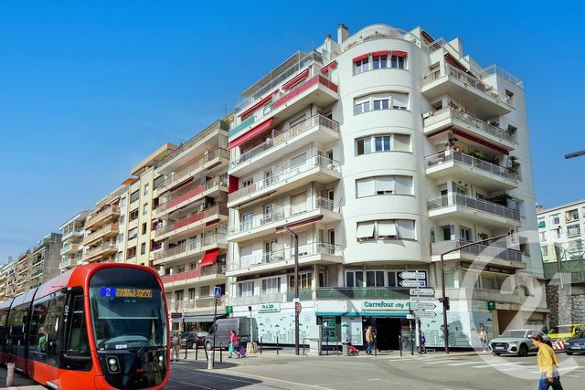 Afficher la photo en grand Appartement F4 à vendre - 4 pièces - 83.55 m2 - NICE - 06 - PROVENCE-ALPES-COTE-D-AZUR - Century 21 Etoile Immobilier