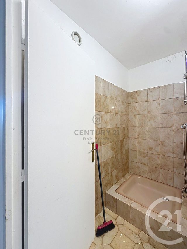 Appartement F3 à vendre - 3 pièces - 61.59 m2 - NICE - 06 - PROVENCE-ALPES-COTE-D-AZUR - Century 21 Etoile Immobilier