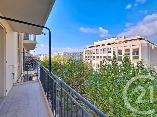 Appartement F4 à vendre - 4 pièces - 101.0 m2 - NICE - 06 - PROVENCE-ALPES-COTE-D-AZUR - Century 21 Etoile Immobilier
