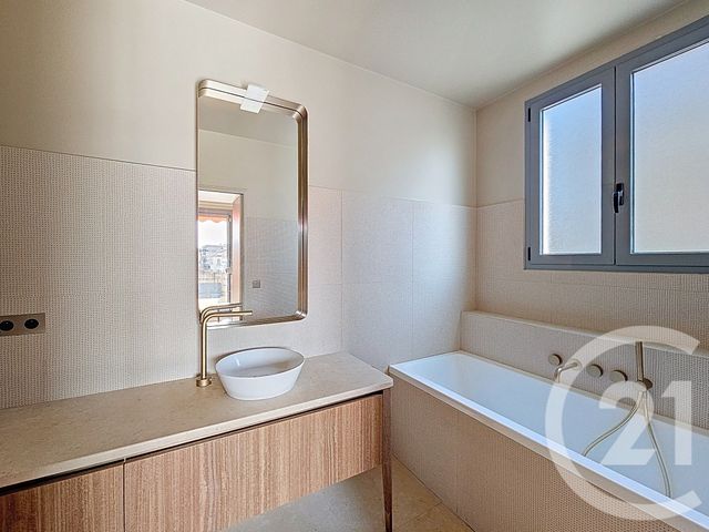 Appartement F4 à vendre - 4 pièces - 101.0 m2 - NICE - 06 - PROVENCE-ALPES-COTE-D-AZUR - Century 21 Etoile Immobilier