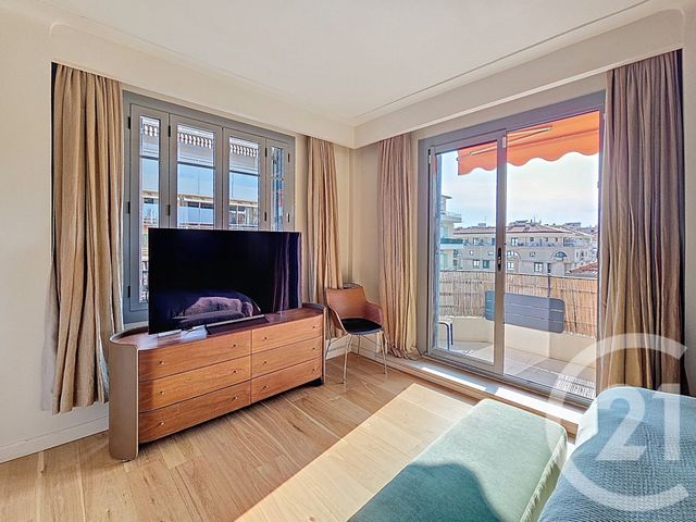 Appartement F4 à vendre - 4 pièces - 101.0 m2 - NICE - 06 - PROVENCE-ALPES-COTE-D-AZUR - Century 21 Etoile Immobilier