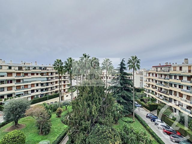 Afficher la photo en grand Appartement F2 à vendre - 2 pièces - 54.0 m2 - NICE - 06 - PROVENCE-ALPES-COTE-D-AZUR - Century 21 Etoile Immobilier