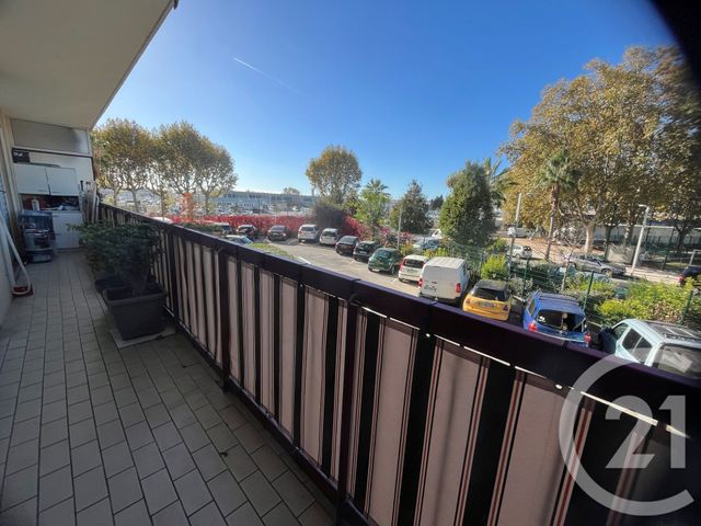 Afficher la photo en grand Appartement F4 à vendre - 4 pièces - 76.0 m2 - NICE - 06 - PROVENCE-ALPES-COTE-D-AZUR - Century 21 Etoile Immobilier