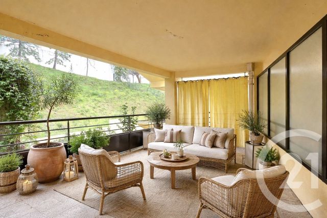 Appartement F2 à vendre - 2 pièces - 53.3 m2 - NICE - 06 - PROVENCE-ALPES-COTE-D-AZUR - Century 21 Etoile Immobilier