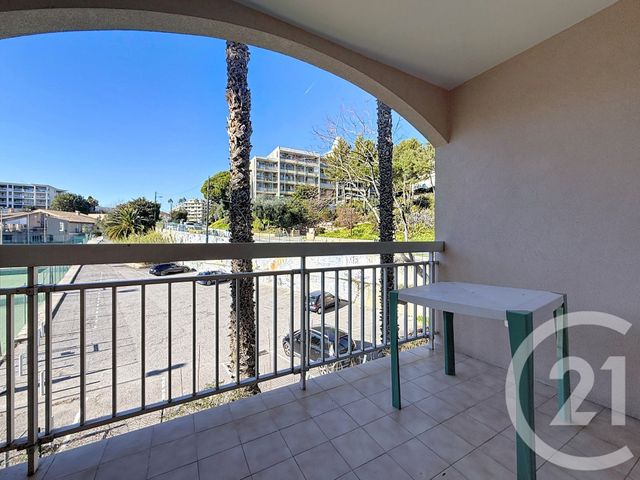 Appartement F1 à louer NICE