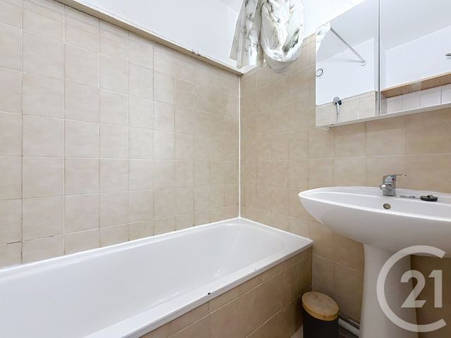 Appartement F1 à louer - 1 pièce - 19.84 m2 - NICE - 06 - PROVENCE-ALPES-COTE-D-AZUR - Century 21 Etoile Immobilier