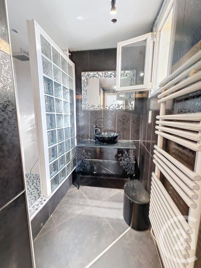 Appartement F2 à louer - 2 pièces - 44.22 m2 - NICE - 06 - PROVENCE-ALPES-COTE-D-AZUR - Century 21 Etoile Immobilier