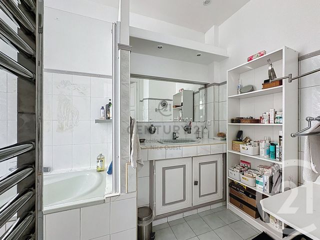 Appartement F3 bis à vendre - 3 pièces - 93.79 m2 - NICE - 06 - PROVENCE-ALPES-COTE-D-AZUR - Century 21 Etoile Immobilier