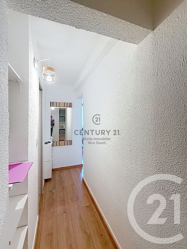Appartement F2 à vendre - 2 pièces - 27.98 m2 - NICE - 06 - PROVENCE-ALPES-COTE-D-AZUR - Century 21 Etoile Immobilier