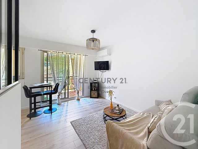 Appartement F1 à louer - 1 pièce - 27.0 m2 - NICE - 06 - PROVENCE-ALPES-COTE-D-AZUR - Century 21 Etoile Immobilier