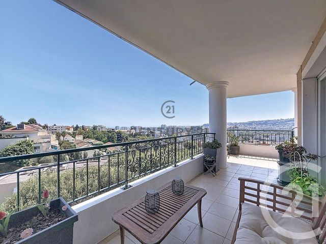 Appartement F3 à vendre - 3 pièces - 68.27 m2 - NICE - 06 - PROVENCE-ALPES-COTE-D-AZUR - Century 21 Etoile Immobilier