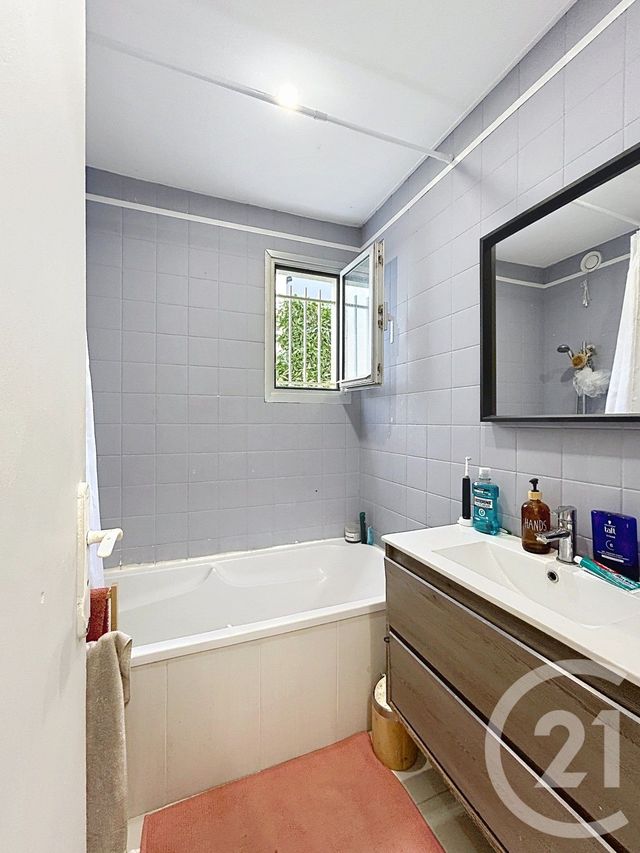 Appartement F2 à vendre - 2 pièces - 55.0 m2 - NICE - 06 - PROVENCE-ALPES-COTE-D-AZUR - Century 21 Etoile Immobilier