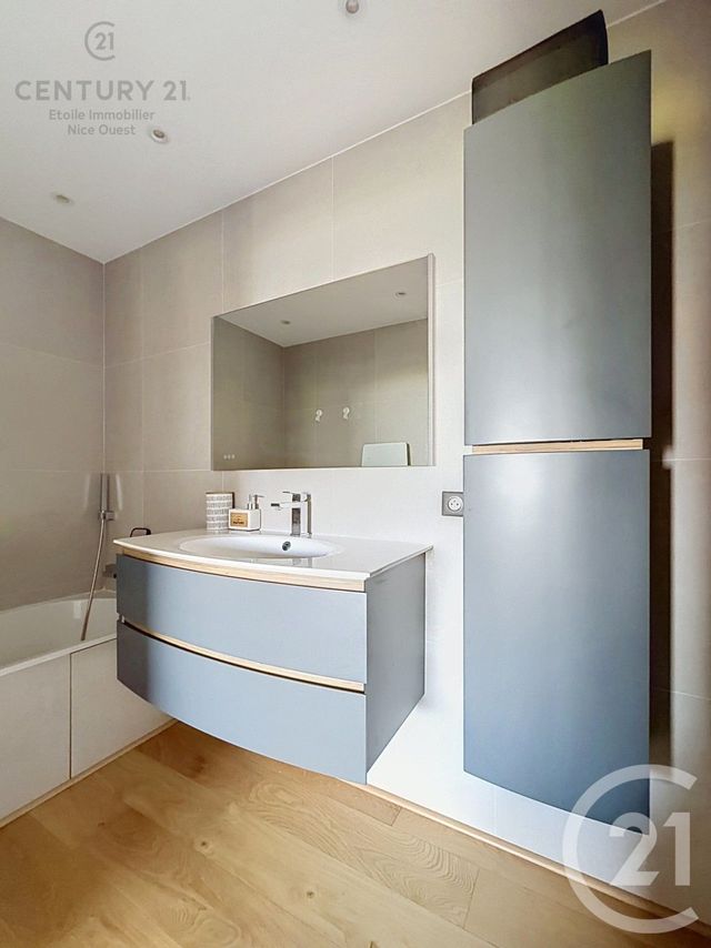 Appartement F4 à vendre - 3 pièces - 108.0 m2 - NICE - 06 - PROVENCE-ALPES-COTE-D-AZUR - Century 21 Etoile Immobilier