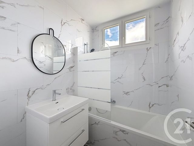Appartement F3 à louer - 3 pièces - 62.26 m2 - NICE - 06 - PROVENCE-ALPES-COTE-D-AZUR - Century 21 Etoile Immobilier