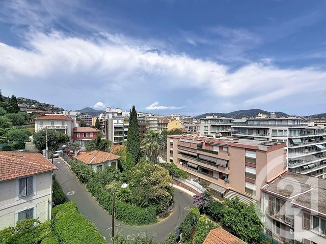 Appartement F3 à louer - 3 pièces - 62.26 m2 - NICE - 06 - PROVENCE-ALPES-COTE-D-AZUR - Century 21 Etoile Immobilier