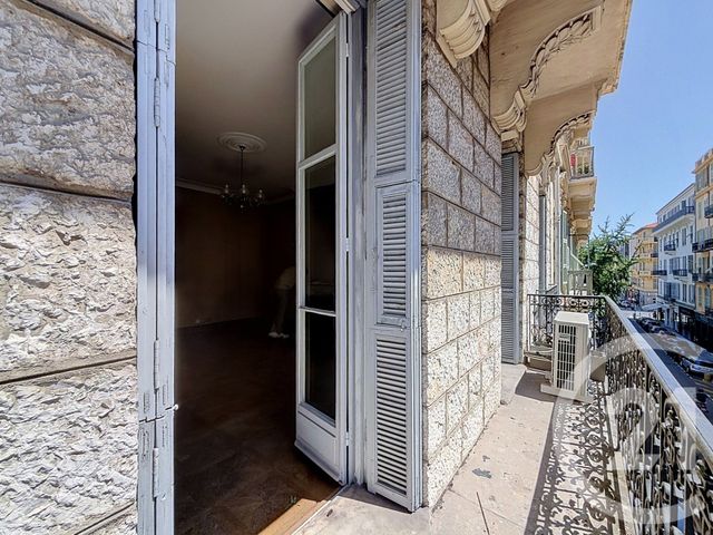 Appartement F5 à vendre - 5 pièces - 127.0 m2 - NICE - 06 - PROVENCE-ALPES-COTE-D-AZUR - Century 21 Etoile Immobilier