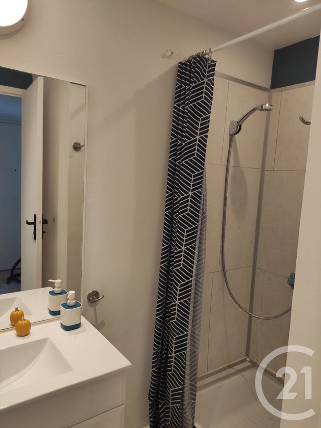 Appartement F3 à louer - 3 pièces - 55.46 m2 - NICE - 06 - PROVENCE-ALPES-COTE-D-AZUR - Century 21 Etoile Immobilier