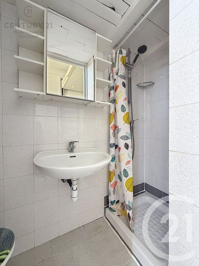 Appartement F1 à vendre - 1 pièce - 15.0 m2 - NICE - 06 - PROVENCE-ALPES-COTE-D-AZUR - Century 21 Etoile Immobilier