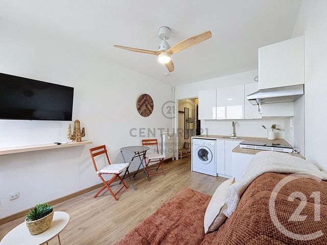 Appartement F1 à louer - 1 pièce - 16.23 m2 - NICE - 06 - PROVENCE-ALPES-COTE-D-AZUR - Century 21 Etoile Immobilier