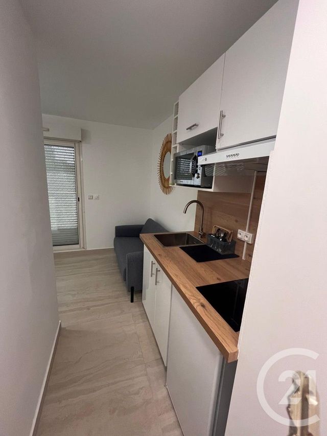 Appartement F2 à louer - 2 pièces - 25.06 m2 - NICE - 06 - PROVENCE-ALPES-COTE-D-AZUR - Century 21 Etoile Immobilier