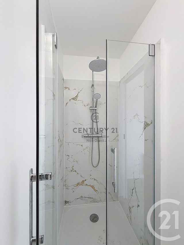 Appartement F2 à louer - 2 pièces - 25.06 m2 - NICE - 06 - PROVENCE-ALPES-COTE-D-AZUR - Century 21 Etoile Immobilier