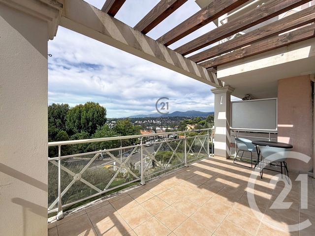 Appartement F2 à louer - 2 pièces - 25.06 m2 - NICE - 06 - PROVENCE-ALPES-COTE-D-AZUR - Century 21 Etoile Immobilier
