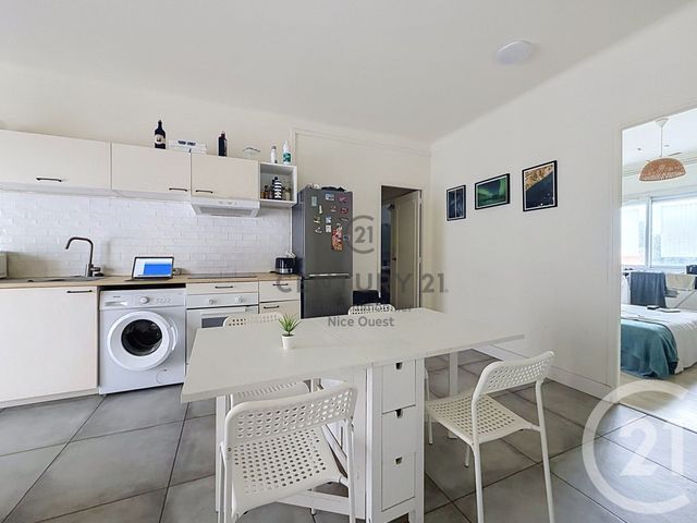 Appartement F3 à vendre - 4 pièces - 69.73 m2 - NICE - 06 - PROVENCE-ALPES-COTE-D-AZUR - Century 21 Etoile Immobilier