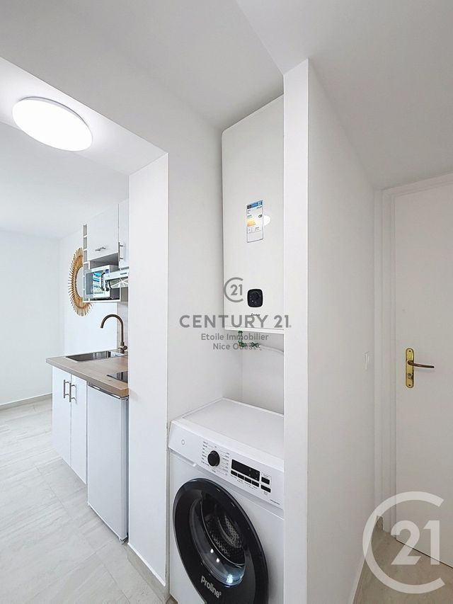 Appartement F2 à louer - 2 pièces - 25.06 m2 - NICE - 06 - PROVENCE-ALPES-COTE-D-AZUR - Century 21 Etoile Immobilier