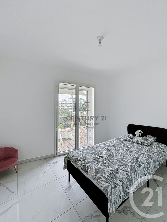 Appartement T3 à vendre - 3 pièces - 61.0 m2 - NICE - 06 - PROVENCE-ALPES-COTE-D-AZUR - Century 21 Etoile Immobilier