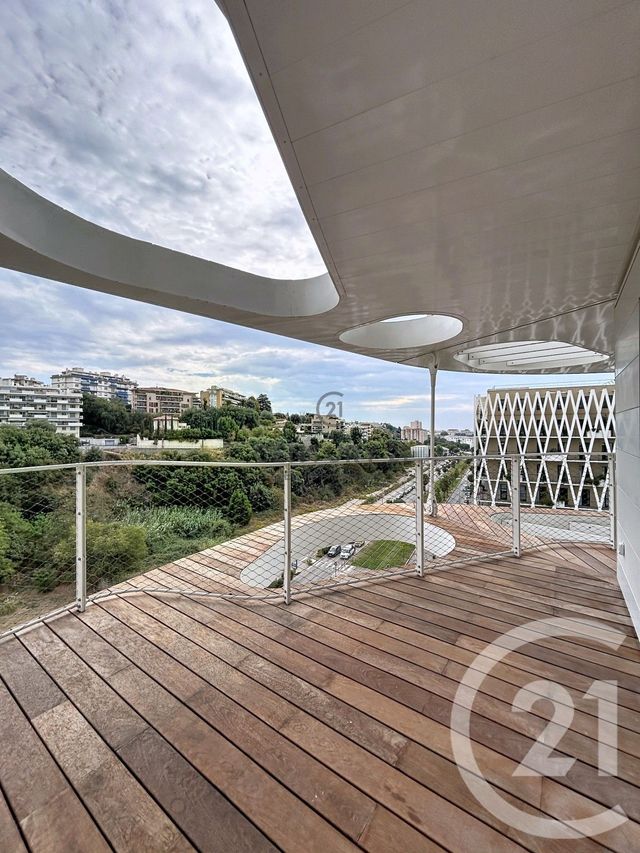 Appartement T3 à vendre - 3 pièces - 61.0 m2 - NICE - 06 - PROVENCE-ALPES-COTE-D-AZUR - Century 21 Etoile Immobilier