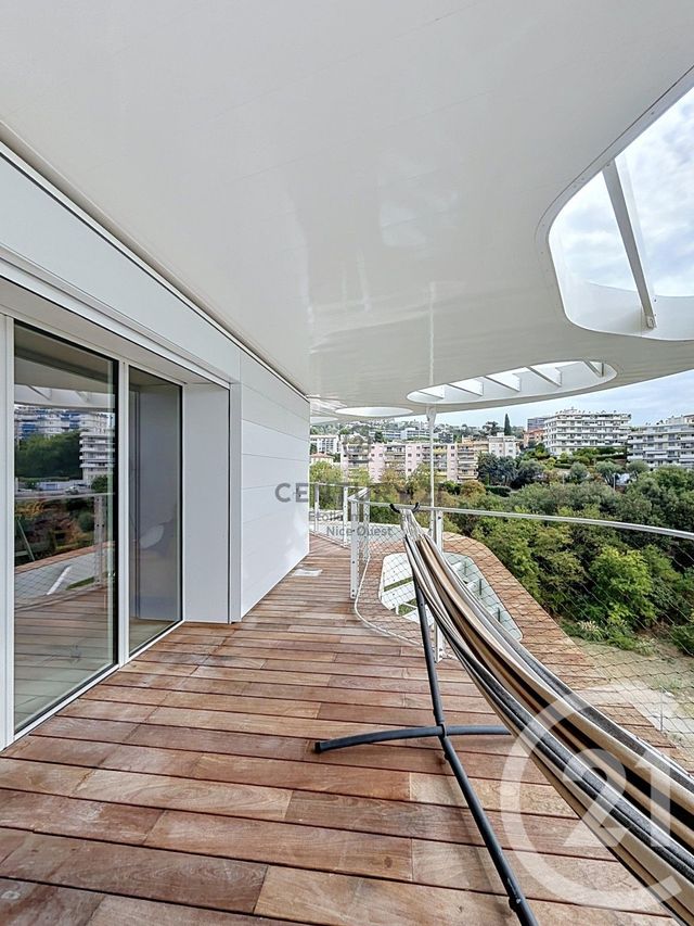 Appartement T3 à vendre - 3 pièces - 61.0 m2 - NICE - 06 - PROVENCE-ALPES-COTE-D-AZUR - Century 21 Etoile Immobilier