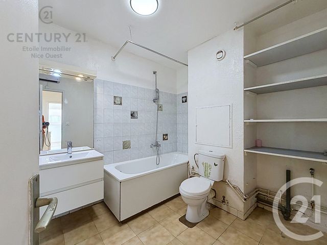 Appartement Studio à louer - 1 pièce - 40.69 m2 - ST LAURENT DU VAR - 06 - PROVENCE-ALPES-COTE-D-AZUR - Century 21 Etoile Immobilier