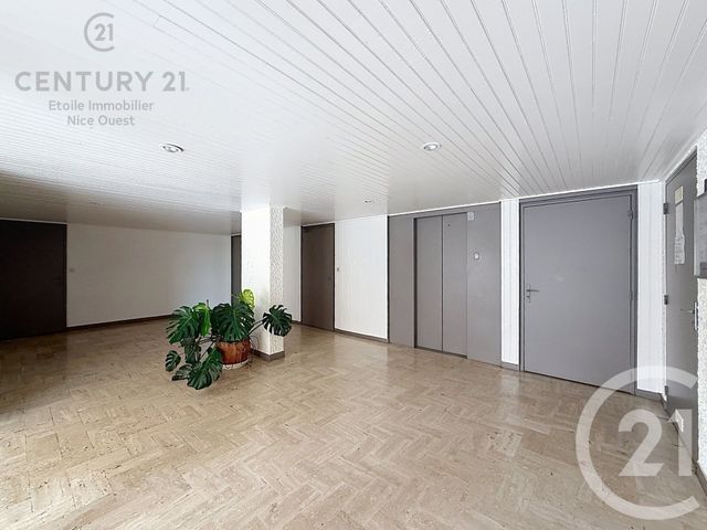 Appartement Studio à louer - 1 pièce - 40.69 m2 - ST LAURENT DU VAR - 06 - PROVENCE-ALPES-COTE-D-AZUR - Century 21 Etoile Immobilier