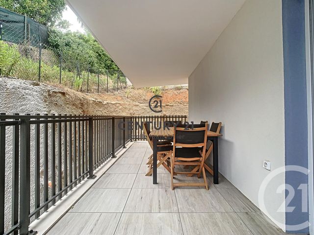 Appartement F3 à vendre - 3 pièces - 53.79 m2 - NICE - 06 - PROVENCE-ALPES-COTE-D-AZUR - Century 21 Etoile Immobilier Appartement F3 à vendre - 3 pièces - 53.79 m2 - NICE - 06 - PROVENCE-ALPES-COTE-D-AZUR - Century 21 Etoile Immobilier