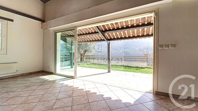 Afficher la photo en grand maison à vendre - 6 pièces - 220.0 m2 - TOURRETTES SUR LOUP - 06 - PROVENCE-ALPES-COTE-D-AZUR - Century 21 Etoile Immobilier