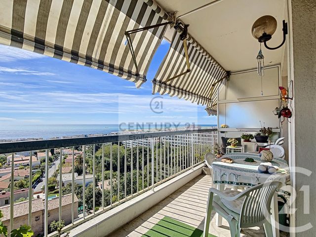 Appartement F3 à vendre - 3 pièces - 68.42 m2 - NICE - 06 - PROVENCE-ALPES-COTE-D-AZUR - Century 21 Etoile Immobilier Appartement F3 à vendre - 3 pièces - 68.42 m2 - NICE - 06 - PROVENCE-ALPES-COTE-D-AZUR - Century 21 Etoile Immobilier