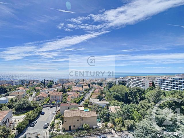 Appartement F3 à vendre - 3 pièces - 68.42 m2 - NICE - 06 - PROVENCE-ALPES-COTE-D-AZUR - Century 21 Etoile Immobilier Appartement F3 à vendre - 3 pièces - 68.42 m2 - NICE - 06 - PROVENCE-ALPES-COTE-D-AZUR - Century 21 Etoile Immobilier