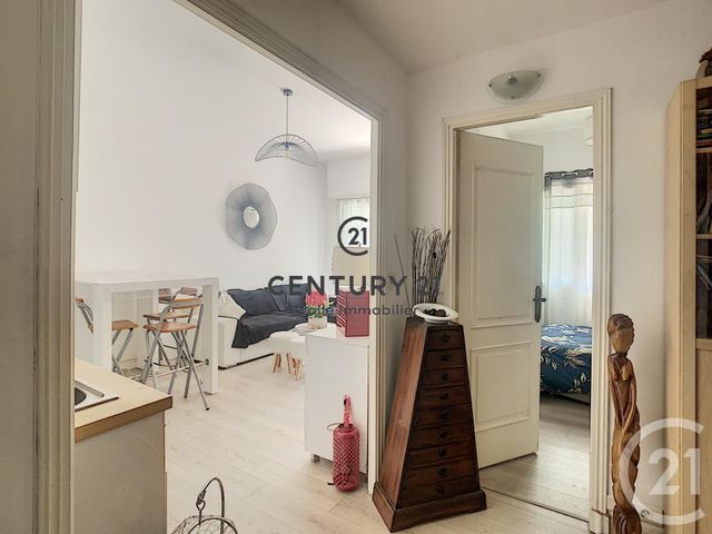Afficher la photo en grand Appartement F3 à vendre - 3 pièces - 52.63 m2 - NICE - 06 - PROVENCE-ALPES-COTE-D-AZUR - Century 21 Etoile Immobilier
