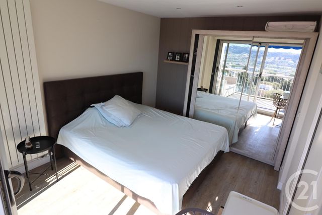 Appartement F3 à vendre - 3 pièces - 76.37 m2 - NICE - 06 - PROVENCE-ALPES-COTE-D-AZUR - Century 21 Etoile Immobilier Appartement F3 à vendre - 3 pièces - 76.37 m2 - NICE - 06 - PROVENCE-ALPES-COTE-D-AZUR - Century 21 Etoile Immobilier