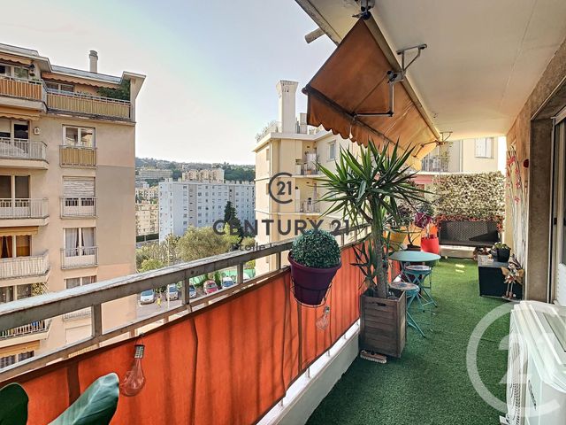 Appartement F2 à vendre - 2 pièces - 40.0 m2 - NICE - 06 - PROVENCE-ALPES-COTE-D-AZUR - Century 21 Etoile Immobilier Appartement F2 à vendre - 2 pièces - 40.0 m2 - NICE - 06 - PROVENCE-ALPES-COTE-D-AZUR - Century 21 Etoile Immobilier