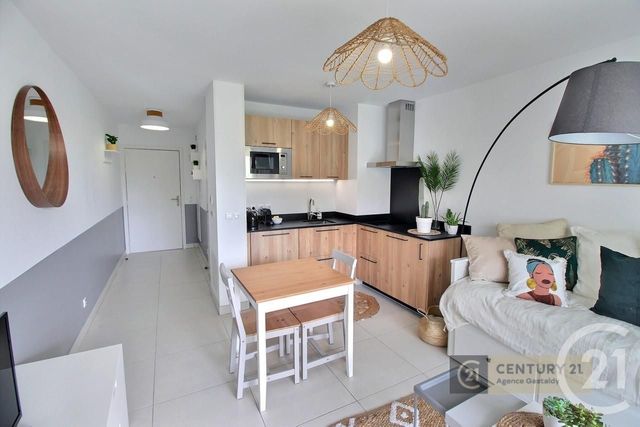 Appartement F1 à louer - 1 pièce - 25.95 m2 - NICE - 06 - PROVENCE-ALPES-COTE-D-AZUR - Century 21 Etoile Immobilier Appartement F1 à louer - 1 pièce - 25.95 m2 - NICE - 06 - PROVENCE-ALPES-COTE-D-AZUR - Century 21 Etoile Immobilier