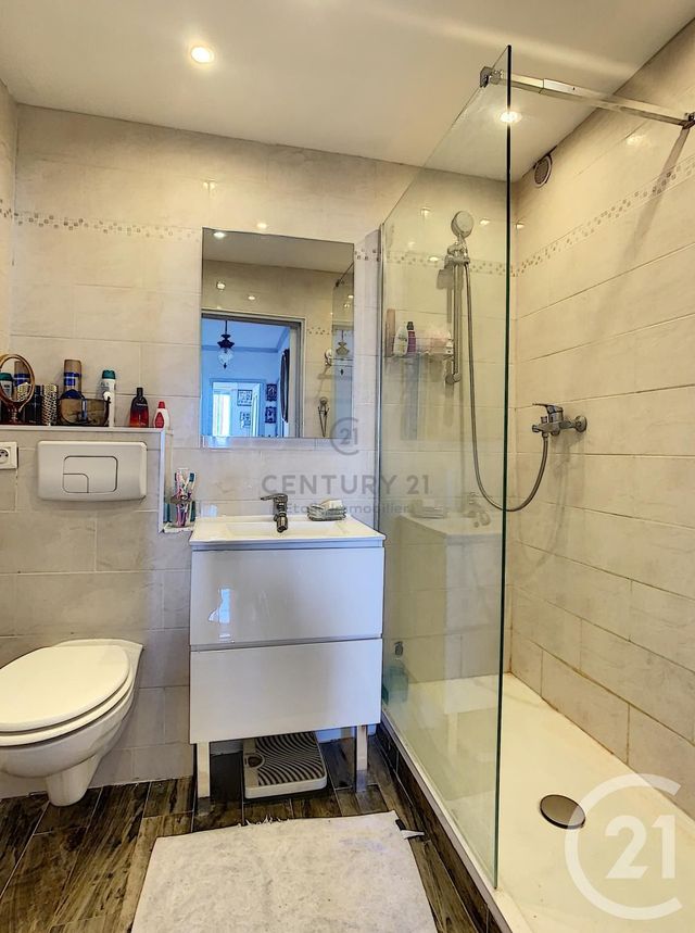 Afficher la photo en grand Appartement F3 à vendre - 3 pièces - 63.69 m2 - NICE - 06 - PROVENCE-ALPES-COTE-D-AZUR - Century 21 Etoile Immobilier