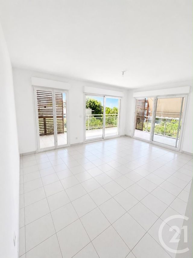 Appartement F3 à vendre - 3 pièces - 67.01 m2 - NICE - 06 - PROVENCE-ALPES-COTE-D-AZUR - Century 21 Etoile Immobilier