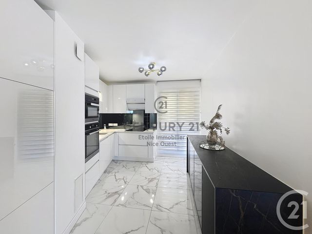 Afficher la photo en grand Appartement F4 à vendre - 4 pièces - 86.0 m2 - NICE - 06 - PROVENCE-ALPES-COTE-D-AZUR - Century 21 Etoile Immobilier